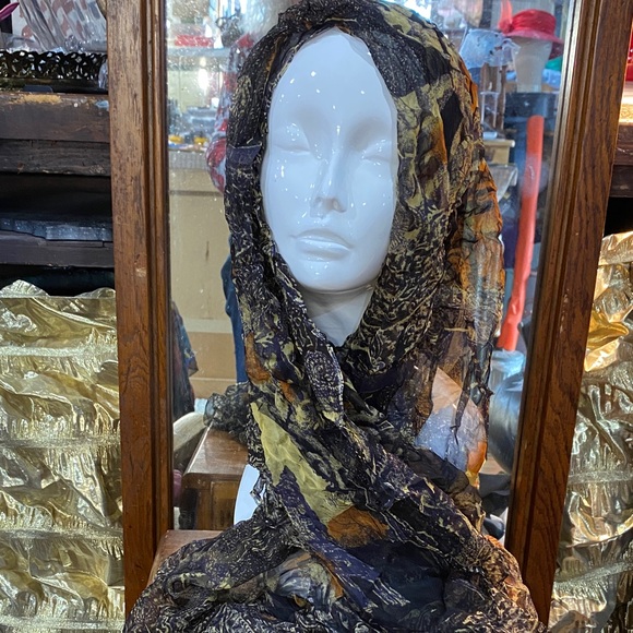 Accessories - Lightweight Printed Scarf  6ft x 37 inch